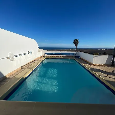 Casa Aurora Guime