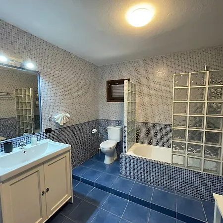 Casa Aurora Holiday home Guime