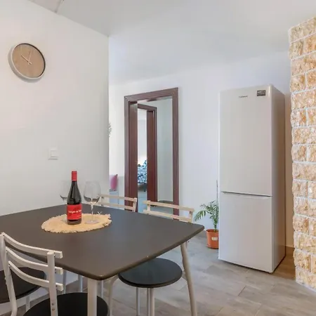 Casa Aurora Holiday home Guime