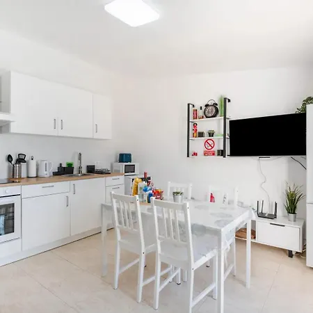 Casa Aurora Private With Heated Pool Güime