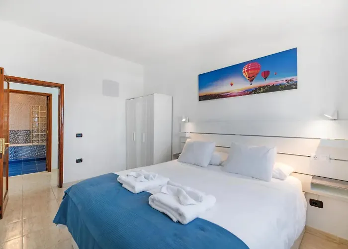 Holiday home Casa Aurora Private With Heated Pool *