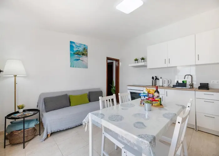 Casa Aurora Private With Heated Pool Holiday home Guime